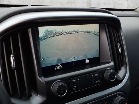 Used 2022 Chevrolet Colorado LT image 16