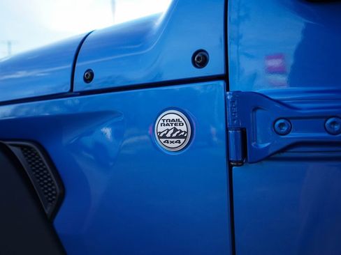 Used 2021 Jeep Wrangler Sport S image 16