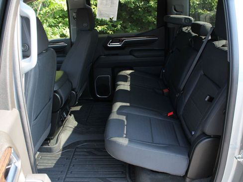 Used 2025 GMC Sierra 1500 Elevation w/ X31 Off-Road Package AWD/4WD image 16