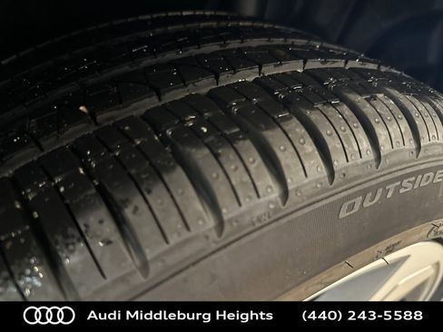 New 2025 Audi Q3 2.0T Premium image 30