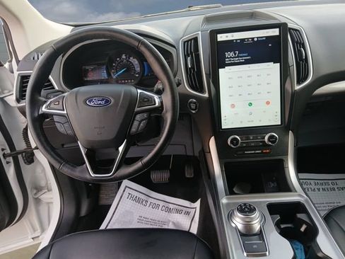 Used 2024 Ford Edge SEL AWD/4WD image 10