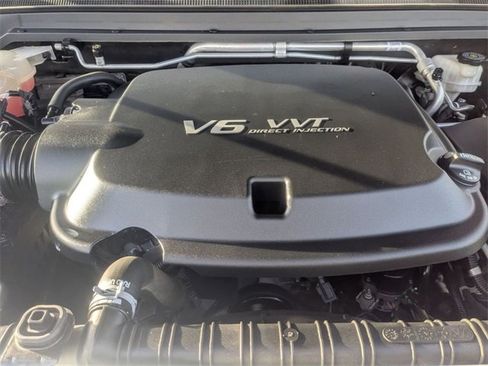 Used 2018 Chevrolet Colorado LT w/ Redline Special Edition image 37