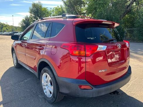 Used 2014 Toyota RAV4 LE AWD/4WD image 3