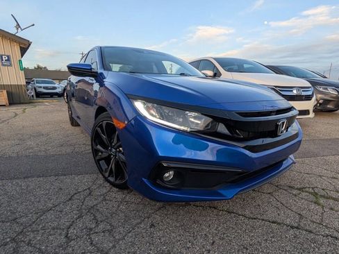 Used 2019 Honda Civic Sport image 5