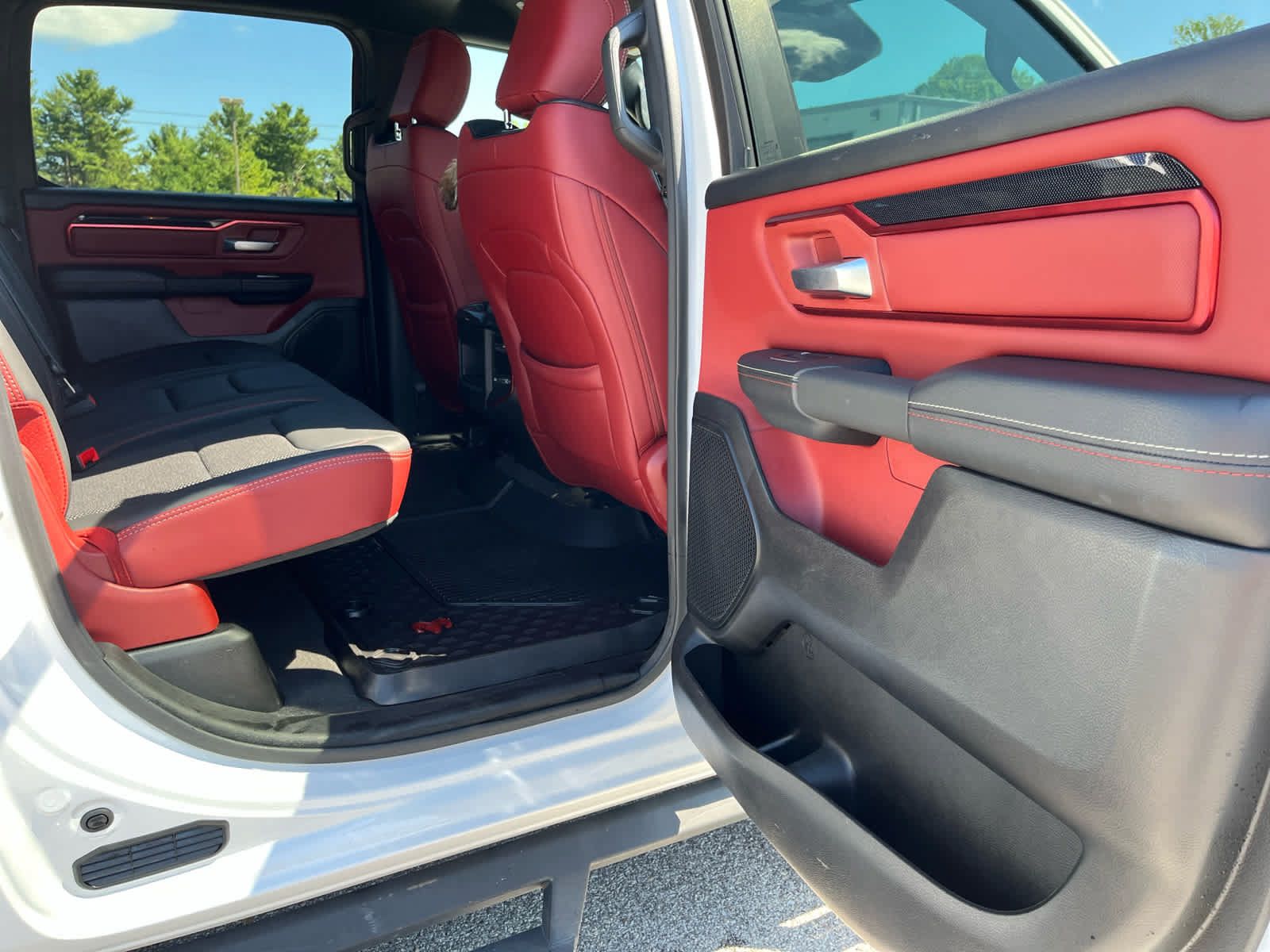 Used 2022 RAM 1500 Rebel w/ Rebel Level A Equipment Group AWD/4WD image 32