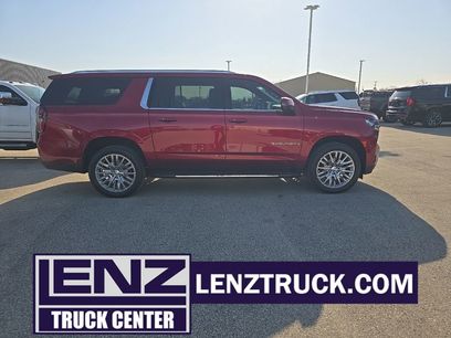 Used 2024 Chevrolet Suburban LT w/ Luxury Package