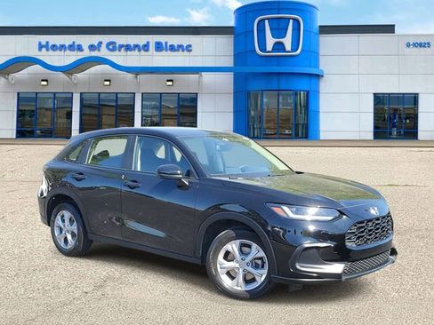 Used 2024 Honda HR-V LX image 1