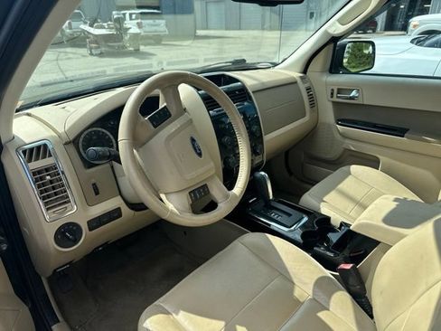Used 2012 Ford Escape Limited FWD image 6