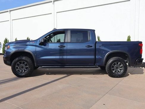 Certified 2022 Chevrolet Silverado 1500 ZR2 w/ Technology Package AWD/4WD image 3