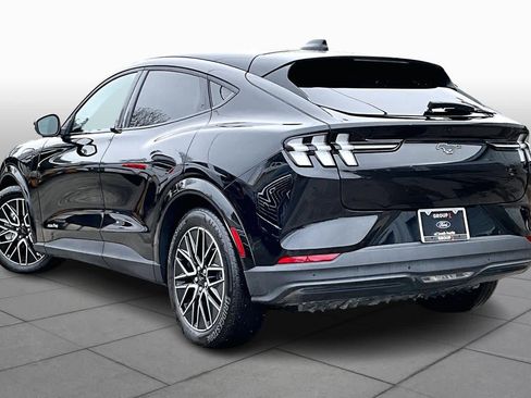 Used 2025 Ford Mustang Mach-E Premium image 11