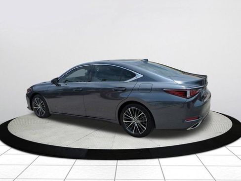 Certified 2024 Lexus ES 350 w/ Premium Package FWD image 6