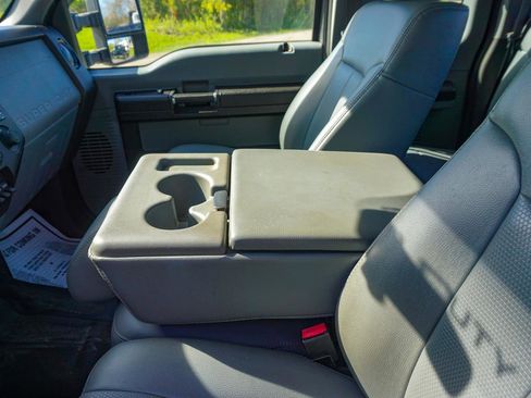 Used 2011 Ford F250 XL AWD/4WD image 16