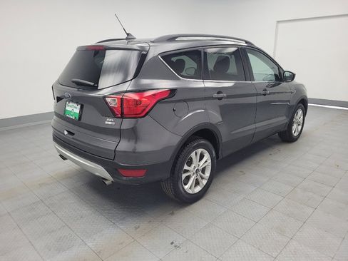 Used 2019 Ford Escape SEL image 9