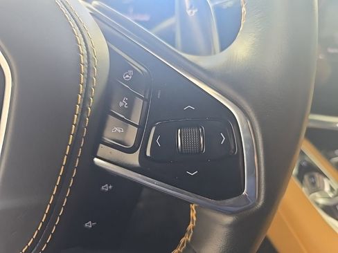 Used 2021 Chevrolet Corvette Stingray Premium Conv w/ Z51 Performance Package image 11