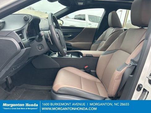 Used 2025 Lexus ES 350 w/ Premium Package image 15