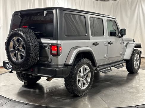 Used 2021 Jeep Wrangler Unlimited Sahara AWD/4WD image 10