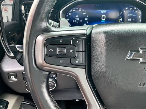 Used 2022 Chevrolet Silverado 1500 ZR2 w/ Technology Package AWD/4WD image 13