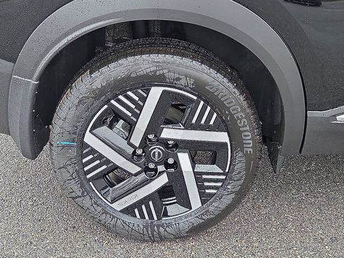 New 2026 Nissan Kicks SV image 7