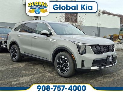New 2025 Kia Sorento S