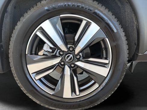 Certified 2023 Nissan Rogue SL w/ SL Premium Package FWD image 25
