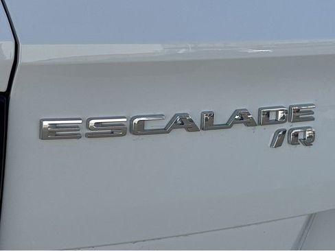 New 2025 Cadillac Escalade IQ Sport 2 image 35