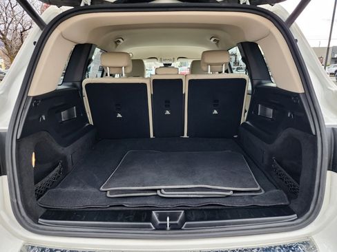 Used 2023 Mercedes-Benz GLB 250 image 13