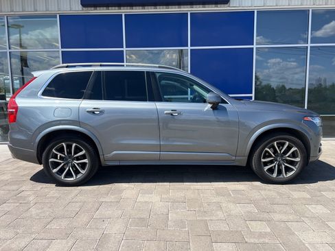 Used 2019 Volvo XC90 T6 Momentum w/ Advanced Package AWD/4WD image 7