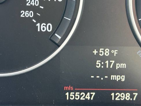 Used 2013 BMW 528i xDrive Sedan image 10