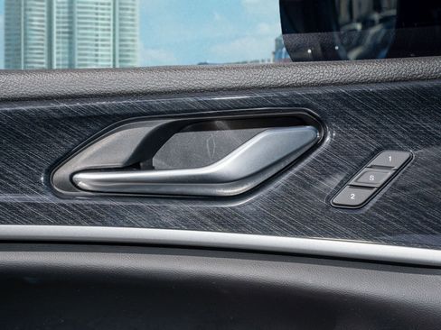 Used 2023 Jeep Grand Cherokee Trailhawk w/ Luxury Tech Group III image 28