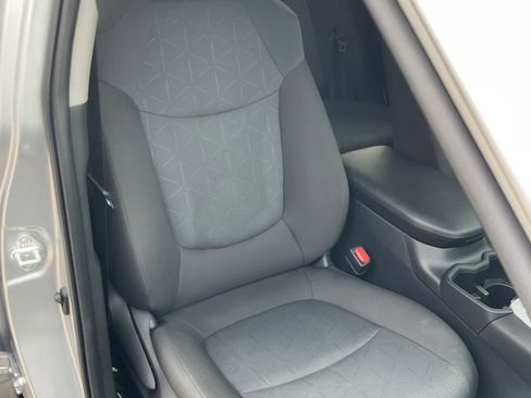 Used 2024 Toyota RAV4 XLE image 19