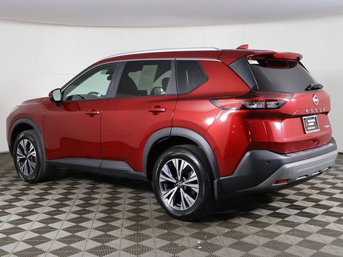 Used 2023 Nissan Rogue SV w/ SV Premium Package AWD/4WD image 9