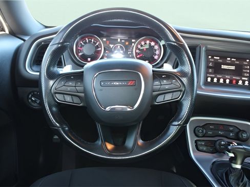 Used 2022 Dodge Challenger GT image 20