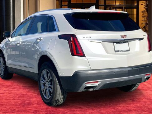 Certified 2023 Cadillac XT5 Premium Luxury w/ Technology Package image 4