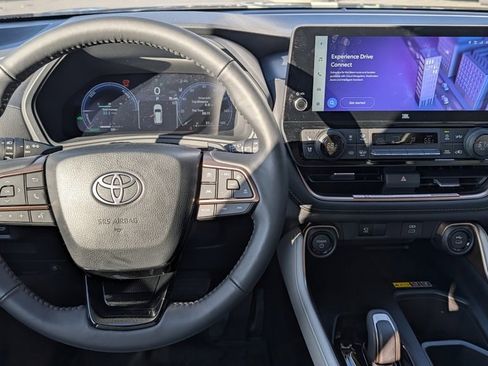 Used 2026 Toyota Grand Highlander AWD Hybrid image 33