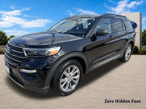 Used 2020 Ford Explorer XLT w/ Equipment Group 202A RWD image 3