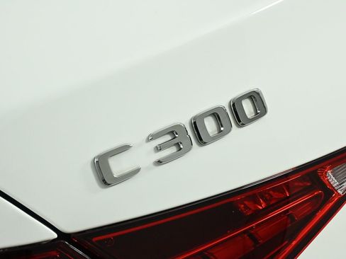 Used 2025 Mercedes-Benz C 300 Sedan image 26
