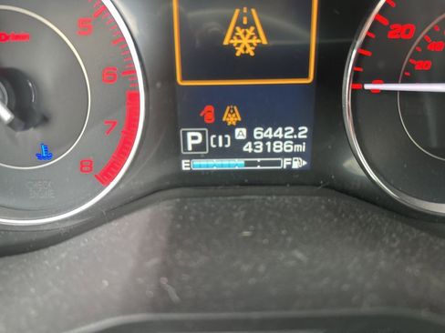 Used 2021 Subaru Impreza 2.0i Sport image 9