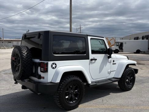 Used 2017 Jeep Wrangler Sport image 4