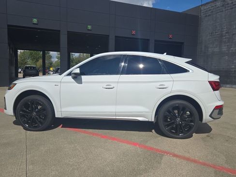 Used 2021 Audi Q5 2.0T Premium Plus w/ Premium Plus Package AWD/4WD image 9
