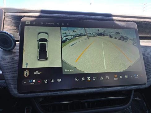 Used 2022 Rivian R1T Adventure AWD/4WD image 35