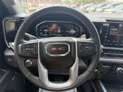 Used 2023 GMC Sierra 1500 SLT w/ SLT Premium Plus Package AWD/4WD image 16