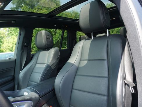 Certified 2024 Mercedes-Benz GLS 450 4MATIC image 13