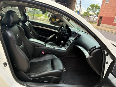 Used 2014 INFINITI Q60 AWD Coupe w/ Premium Package image 12