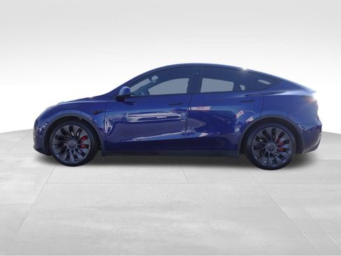 Used 2025 Tesla Model Y Performance image 7