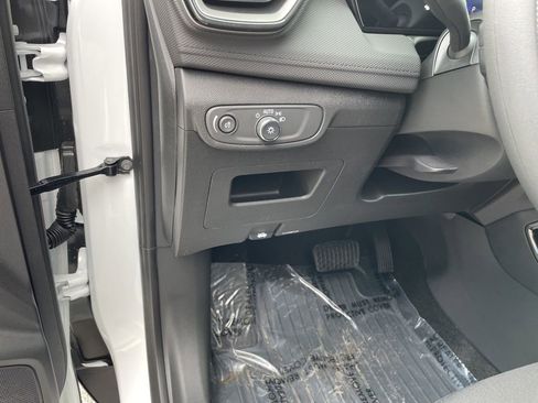 New 2026 Chevrolet TrailBlazer LS image 9