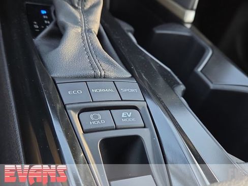 Used 2025 Toyota Camry LE FWD image 12