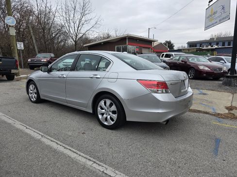 Used 2009 Honda Accord EX-L image 3