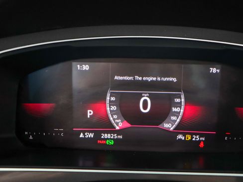 Used 2023 Volkswagen Tiguan SE R-Line FWD image 15