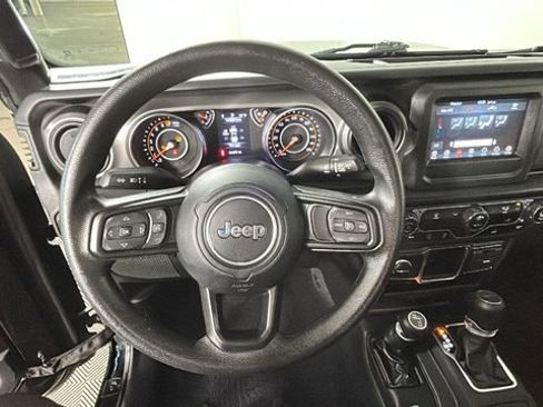 Used 2022 Jeep Gladiator Sport AWD/4WD image 14