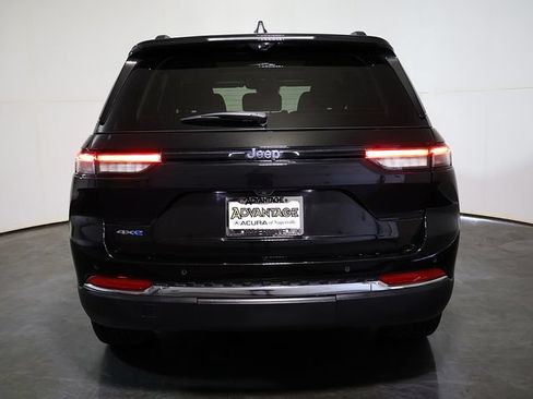 Used 2022 Jeep Grand Cherokee Limited 4xe w/ Luxury Tech Group II AWD/4WD image 10